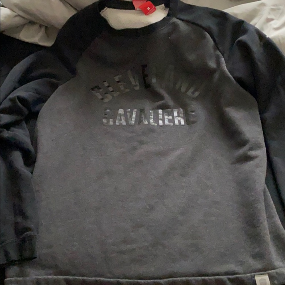 Men’s Nike Cleveland cavs sweatshirt